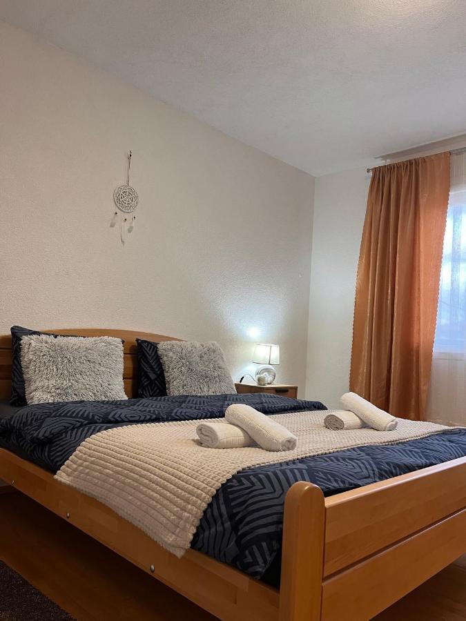 Vito Apartments Яйце Екстер'єр фото