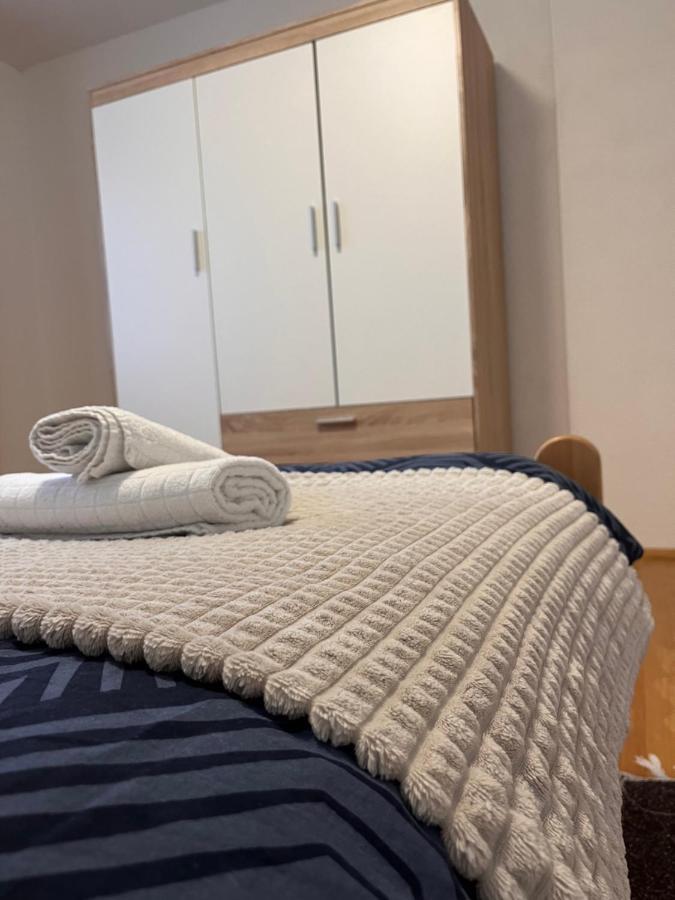 Vito Apartments Яйце Екстер'єр фото